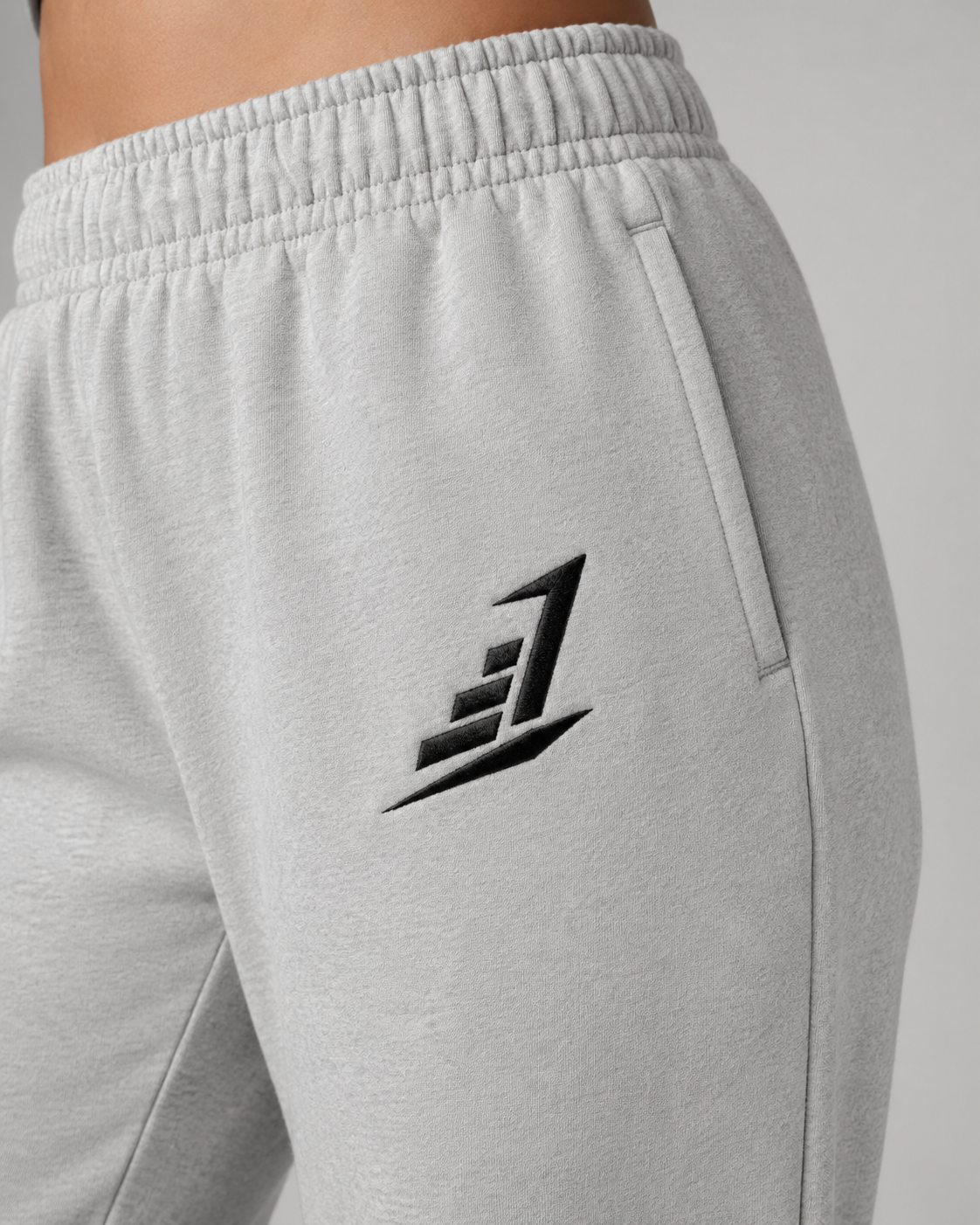 Levels Women's Relaxed Fit Joggers Heather grey