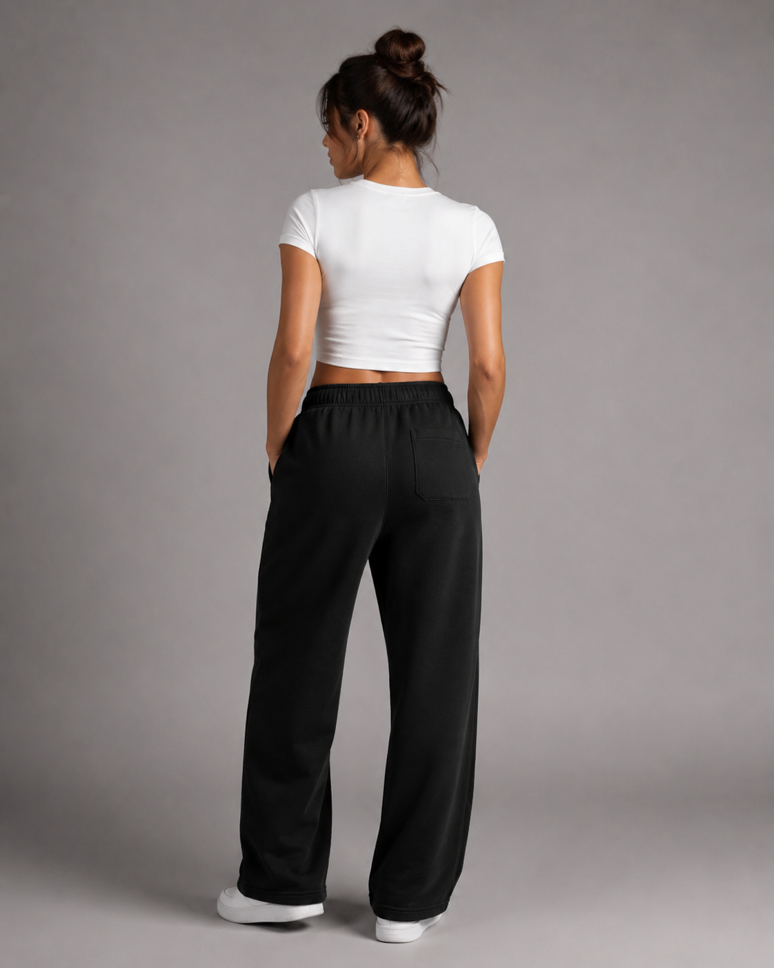 Levels Women's Relaxed Fit Joggers Deep Black