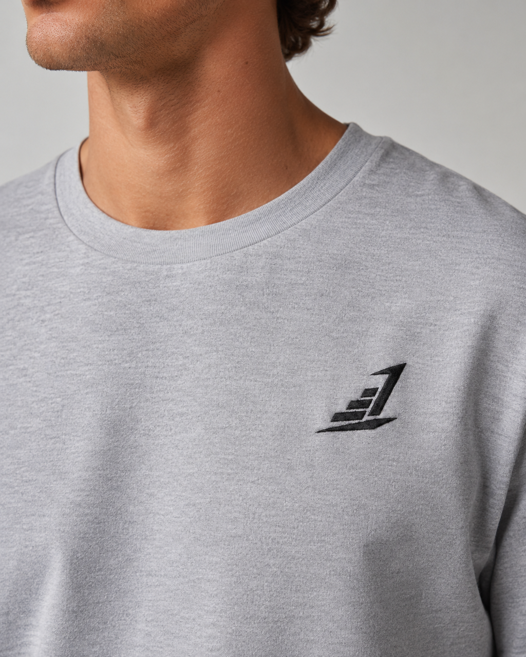Men’s Levels Signature Embroidered Casual Tee – Heather Grey