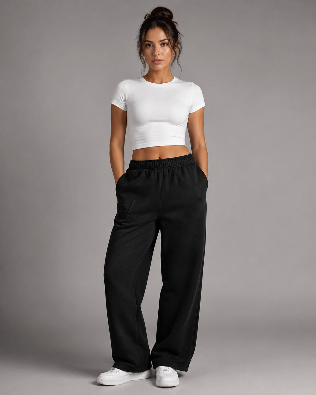 Levels Women's Relaxed Fit Joggers Deep Black
